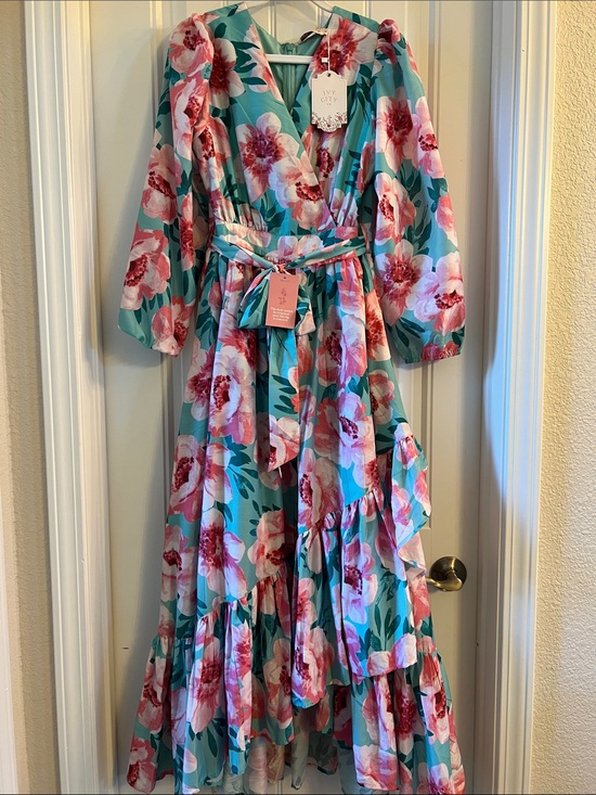 Ivy City Co Dresses & Skirts - Ivy City Co Mi Amor Maxi Dress